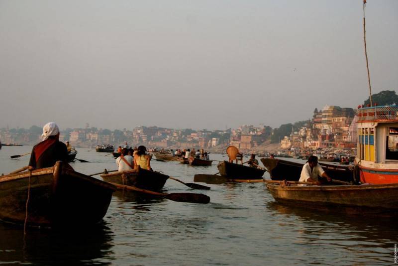 5 удивительный свойств воды из индийского Ганга, говорящих в пользу ее чистоты и уникальности