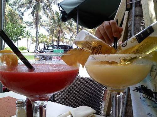 Обычный коктейль в Майами