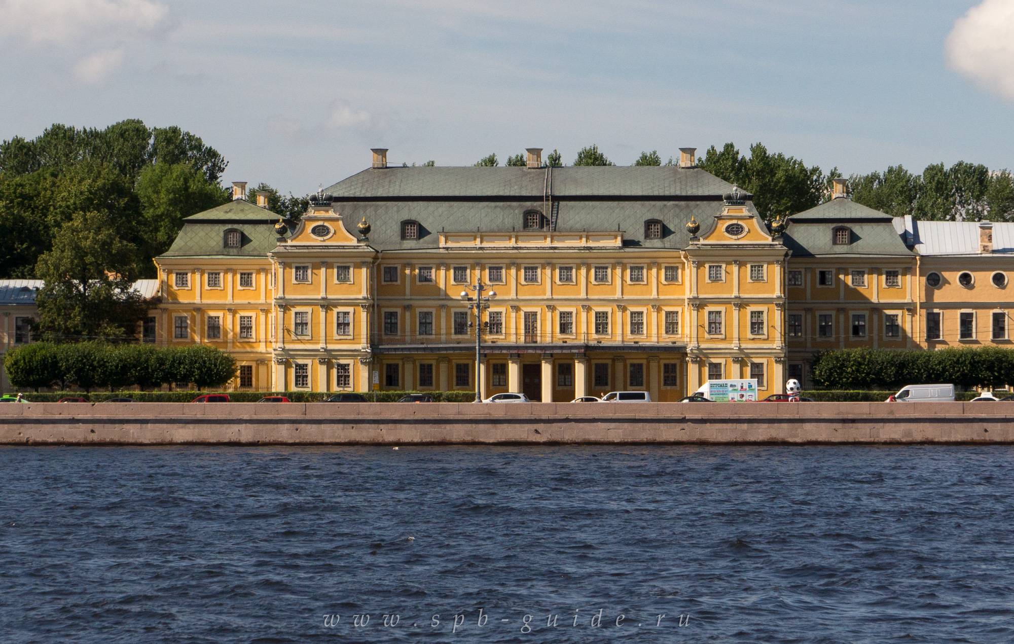 Меншиковский дворец фото