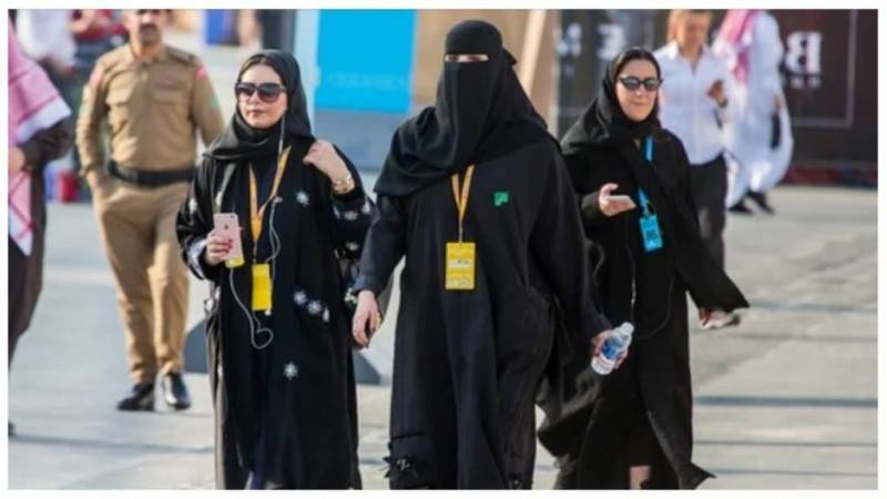 Как выглядят саудовские девушки без хиджаба, насколько они красивы?