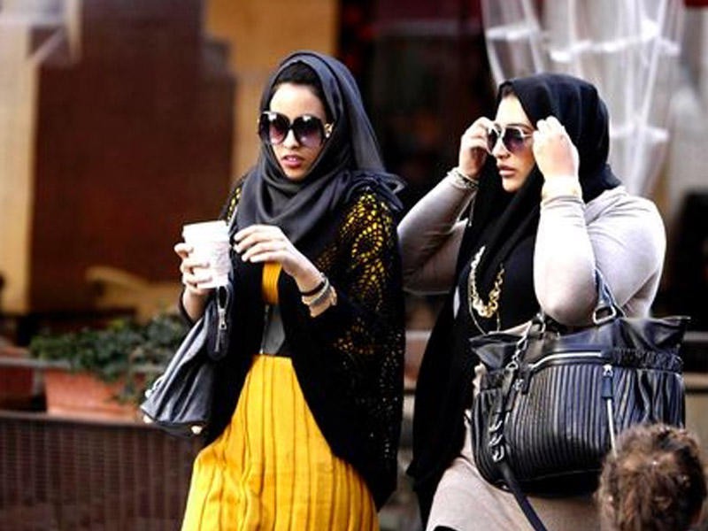 Как же на самом деле живут женщины в Арабских Эмиратах? Развенчание всех мифов