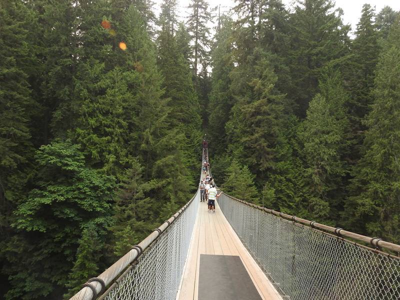Парк и висячий мост Капилано - достопримечательности Ванкувера (Канада)
