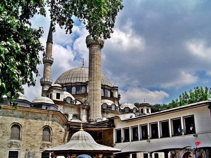 Восточные хитрости: советы туристам, как сэкономить на отдыхе в Турции