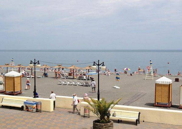 Пляжи Лазаревского