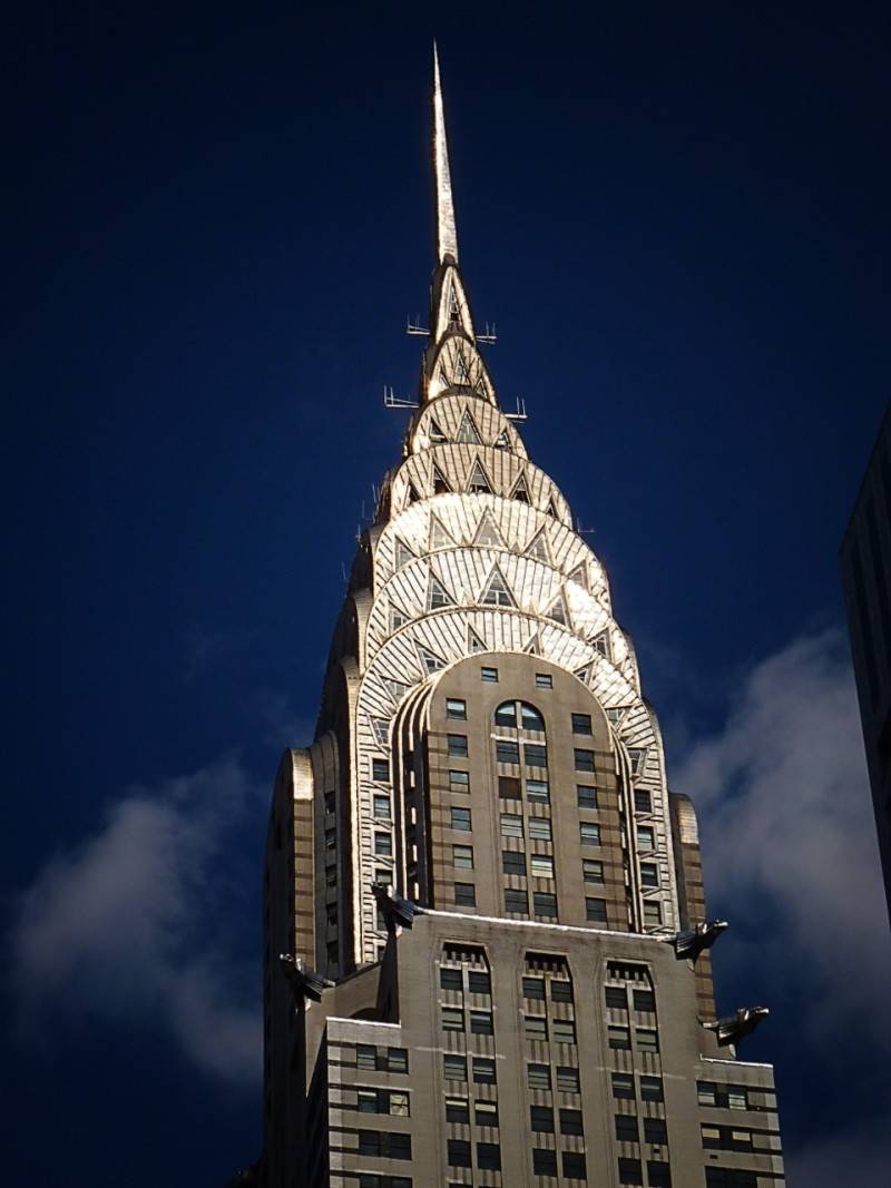 Небоскрёб Крайслер-билдинг (Chrysler Building) в Нью-Йорке